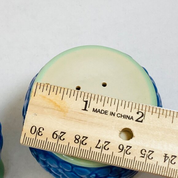 Pfaltzgraff Summer Breeze Hydrangea Flower Salt & Pepper Shakers Purple Green - Picture 7 of 8